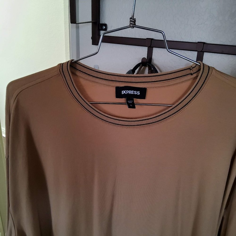 Express Men's T-Shirt, Size XL